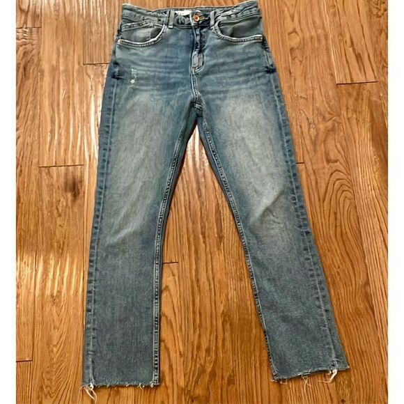 Zara high rise medium wash raw hem skinny jean 6 - Picture 10 of 10